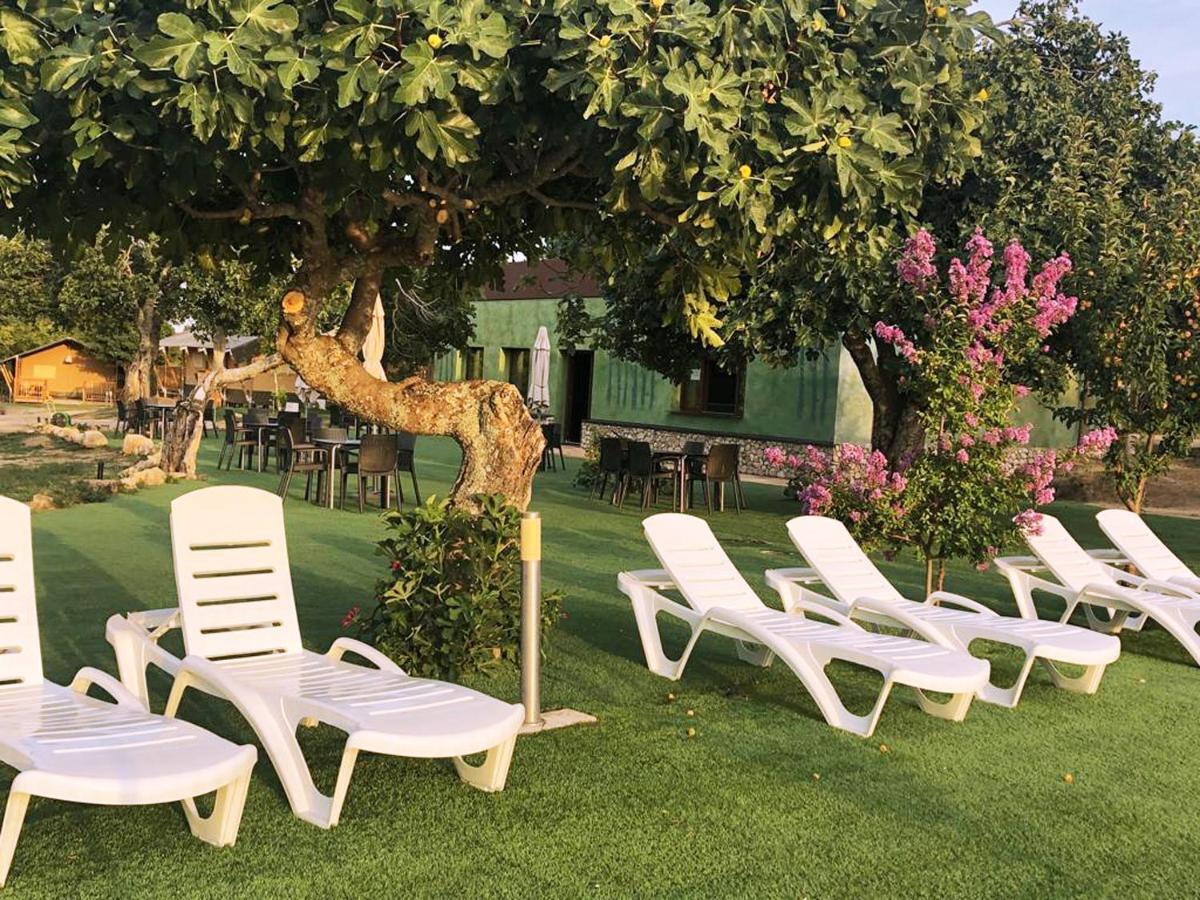 Veragua. Glamping y Apartamentos turísticos Villanueva De La Vera Exterior foto